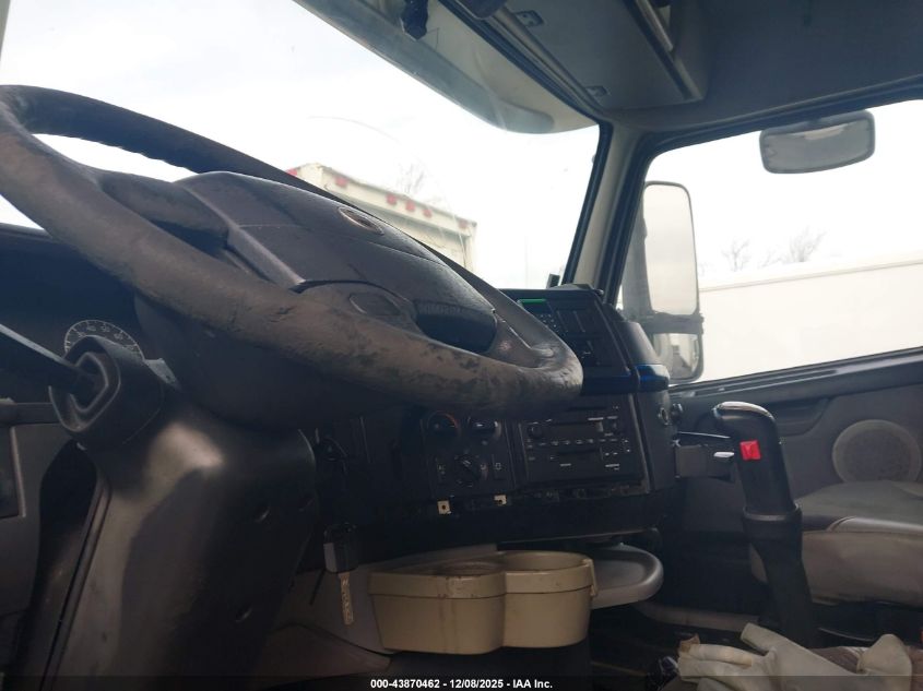 2005 Volvo Vn Vnl VIN: 4V4NC9TJ45N370632 Lot: 43870462