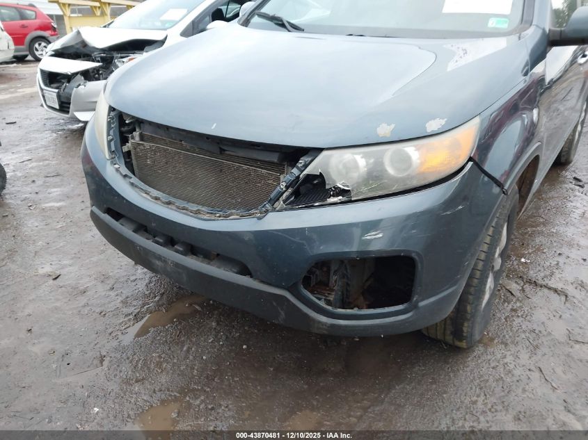 2011 Kia Sorento Lx VIN: 5XYKTCA15BG015812 Lot: 43870481