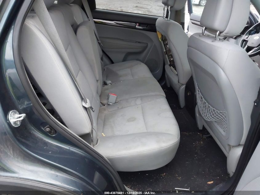 2011 Kia Sorento Lx VIN: 5XYKTCA15BG015812 Lot: 43870481