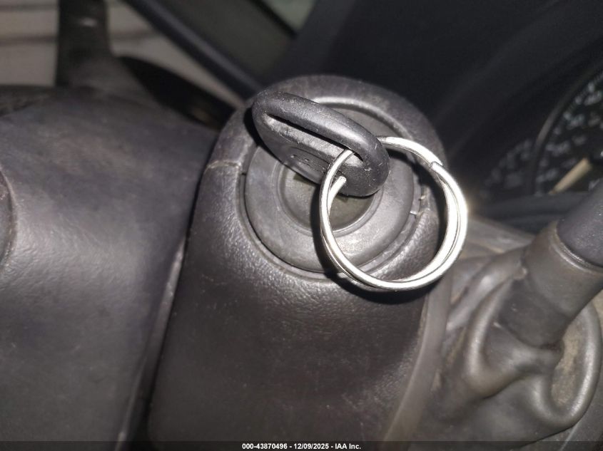 2002 Chevrolet Silverado 1500 Ls VIN: 2GCEK19T721175808 Lot: 43870496