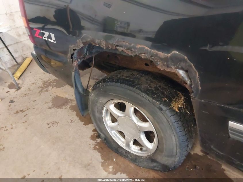 2002 Chevrolet Silverado 1500 Ls VIN: 2GCEK19T721175808 Lot: 43870496