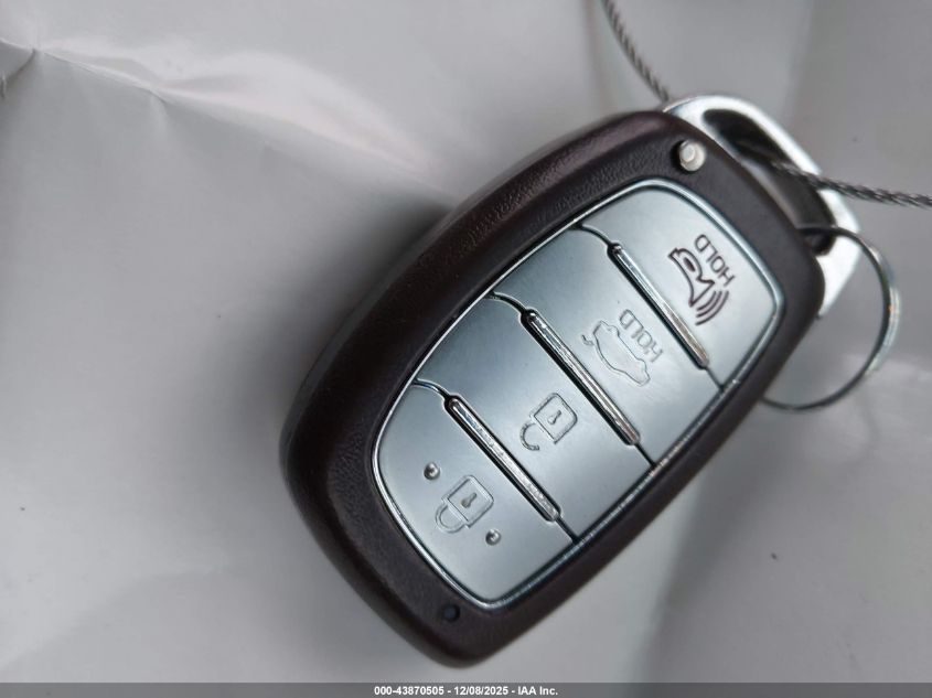 2017 Hyundai Sonata Plug-In Hybrid Limited VIN: KMHE54L25HA071532 Lot: 43870505