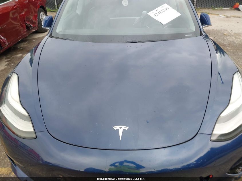 2018 Tesla Model 3 Long Range/Mid Range VIN: 5YJ3E1EA0JF031189 Lot: 43870540