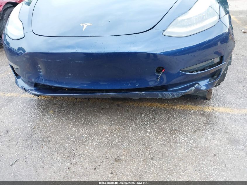2018 Tesla Model 3 Long Range/Mid Range VIN: 5YJ3E1EA0JF031189 Lot: 43870540