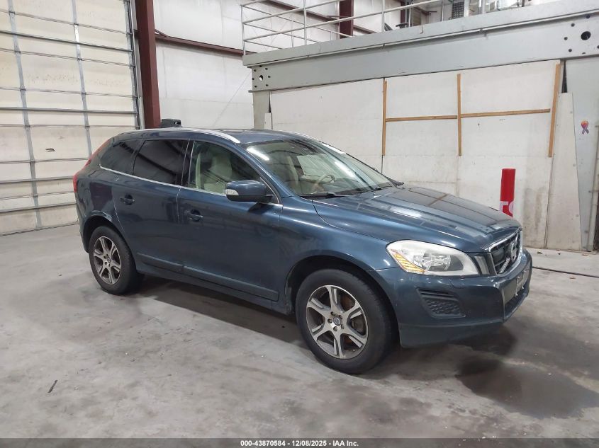 VOLVO XC60 T6/T6 R-DESIGN