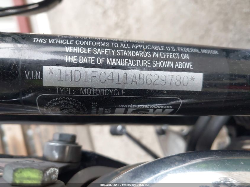 2010 Harley-Davidson Flhtcu VIN: 1HD1FC411AB629780 Lot: 43870615