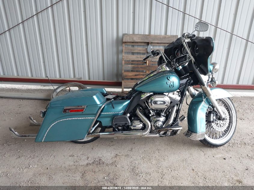 2010 Harley-Davidson Flhtcu VIN: 1HD1FC411AB629780 Lot: 43870615