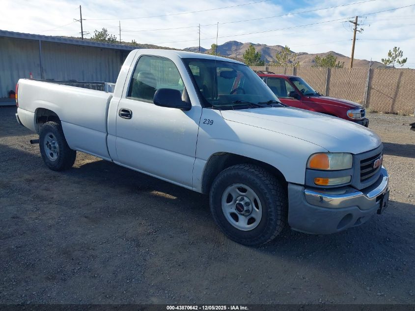 2004 GMC Sierra 1500 Work Truck