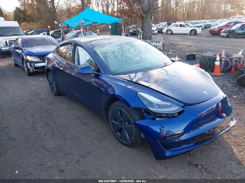 TESLA MODEL 3 REAR-WHEEL DRIVE