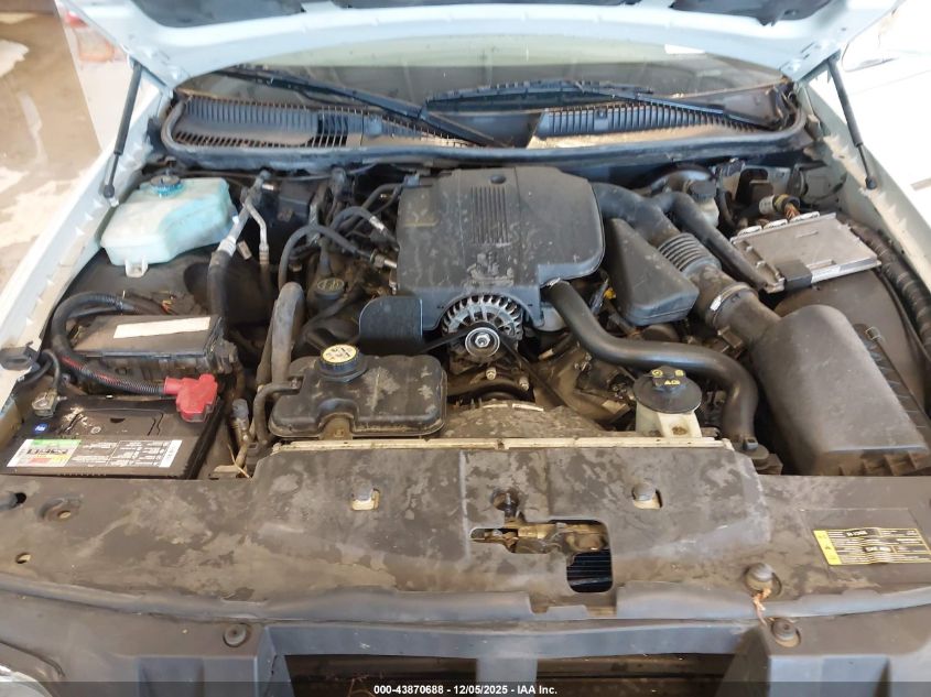 2007 Lincoln Town Car Signature Limited VIN: 1LNHM82V77Y630703 Lot: 43870688