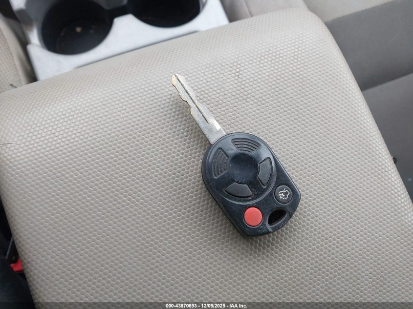 2008 Ford Escape Xlt VIN: 1FMCU03108KE82566 Lot: 43870693