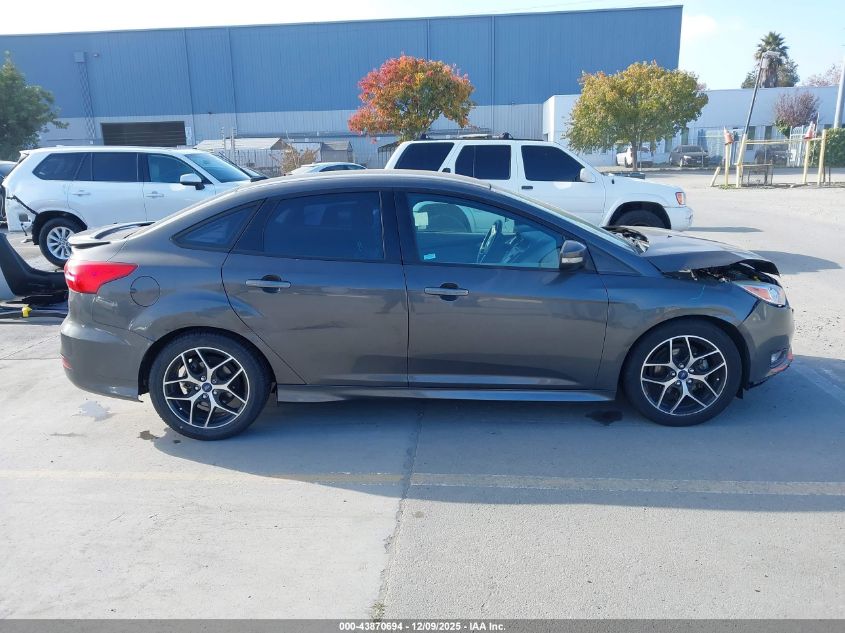 2016 Ford Focus Se VIN: 1FADP3F24GL210817 Lot: 43870694