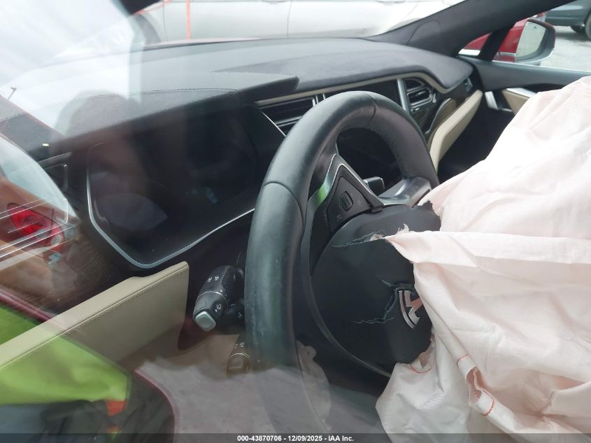 2016 Tesla Model S 60/70/75/85 VIN: 5YJSA1E10GF156273 Lot: 43870706