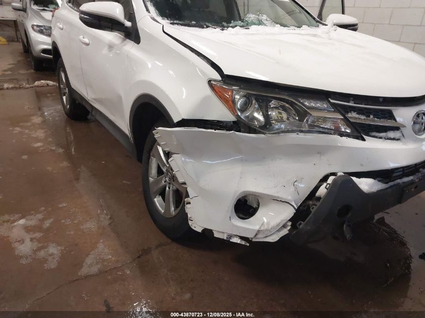 2015 Toyota Rav4 Xle VIN: JTMRFREV5FD121896 Lot: 43870723