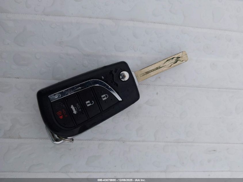 2022 Toyota Corolla Le VIN: JTDEPMAE0N3026543 Lot: 43870800