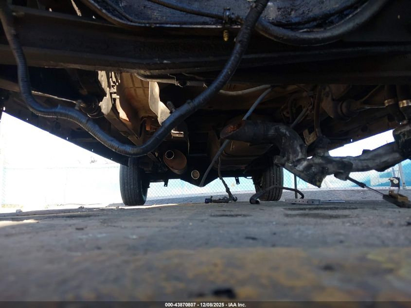 2001 Ford E-250 Commercial/Recreational VIN: 1FTNS24L51HB24882 Lot: 43870807