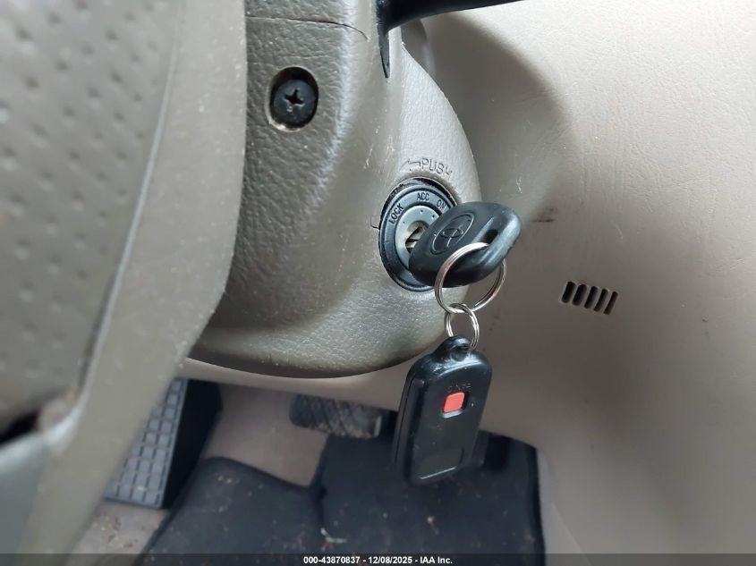 2008 Toyota Corolla Le VIN: 1NXBR32EX8Z985495 Lot: 43870837