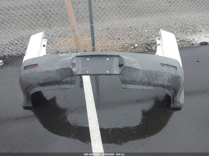 2010 Chevrolet Traverse Ls VIN: 1GNLVEED9AJ261900 Lot: 43870855