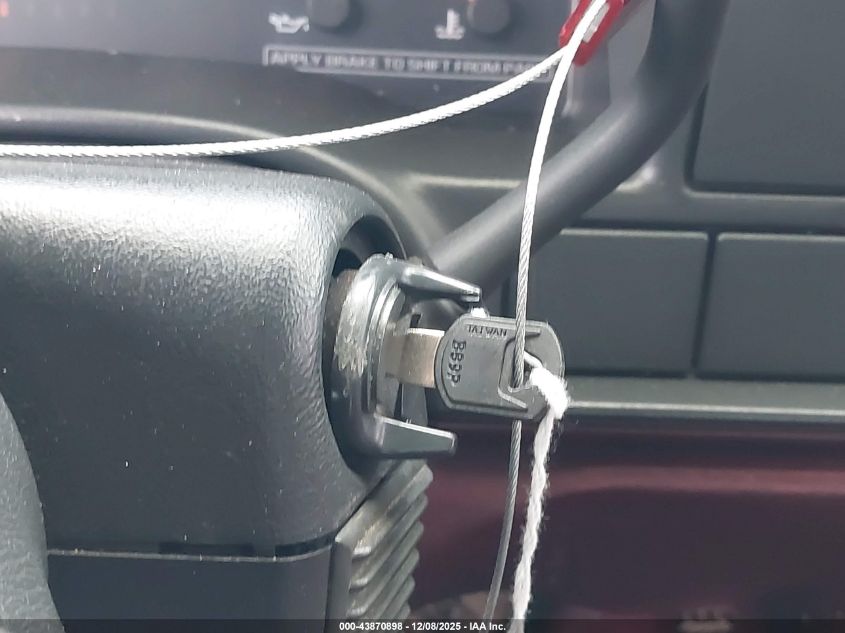 1995 GMC Sierra K1500 VIN: 2GTEK19K4S1572108 Lot: 43870898