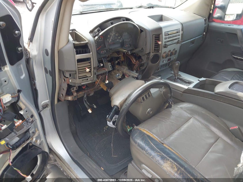 1N6BA07A55N531030 2005 NISSAN TITAN photo no. 13