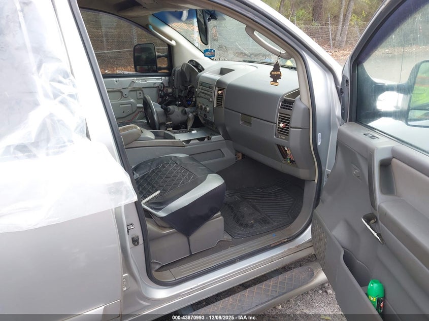 1N6BA07A55N531030 2005 NISSAN TITAN photo no. 5