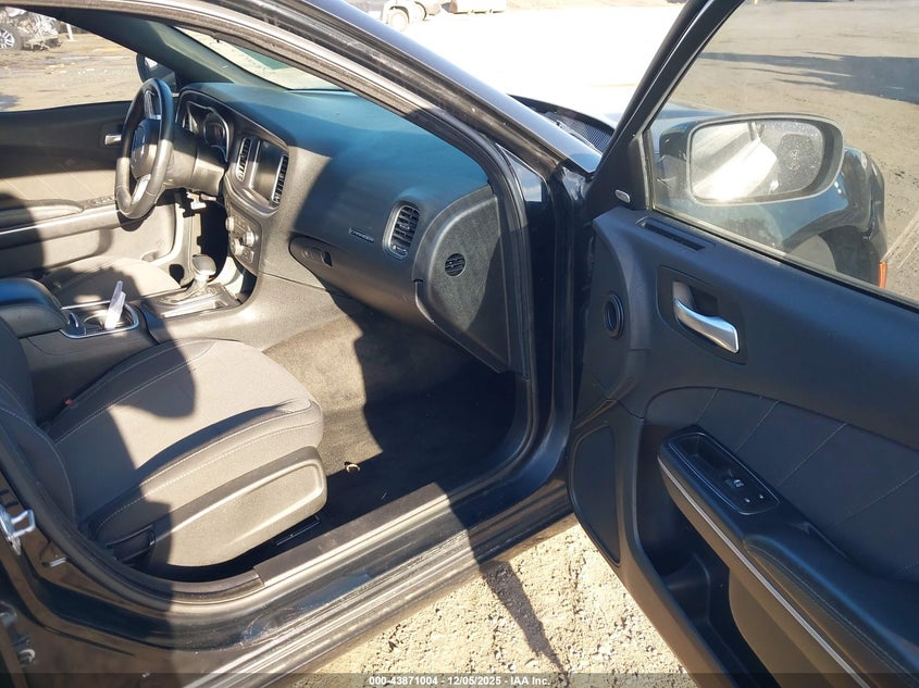 2C3CDXHGXGH186829 2016 DODGE CHARGER photo no. 5
