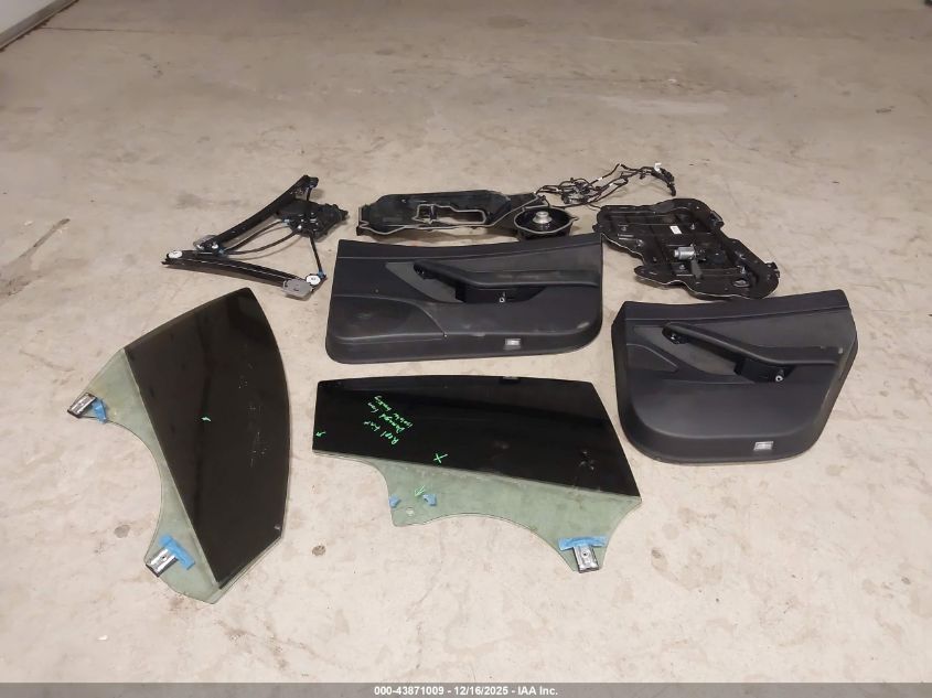 2019 Tesla Model 3 Long Range/Mid Range/Standard Range/Standard Range Plus VIN: 5YJ3E1EA6KF446566 Lot: 43871009