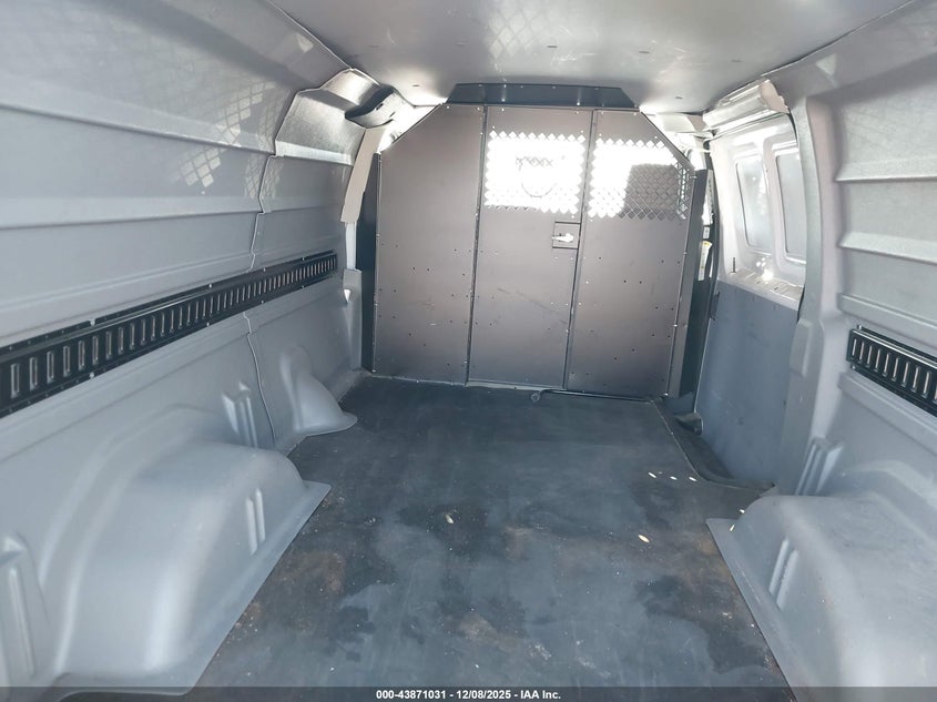 1FTNE1EL3CDA08557 2012 FORD TRANSIT photo no. 8