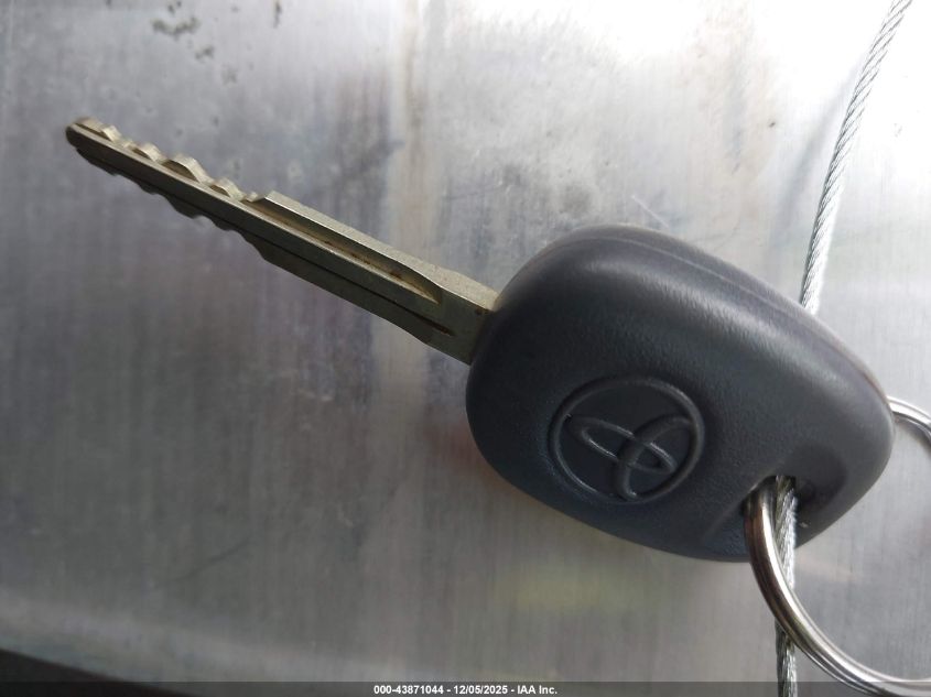 2005 Toyota Camry Solara Sle V6 VIN: 4T1CA38P15U040063 Lot: 43871044