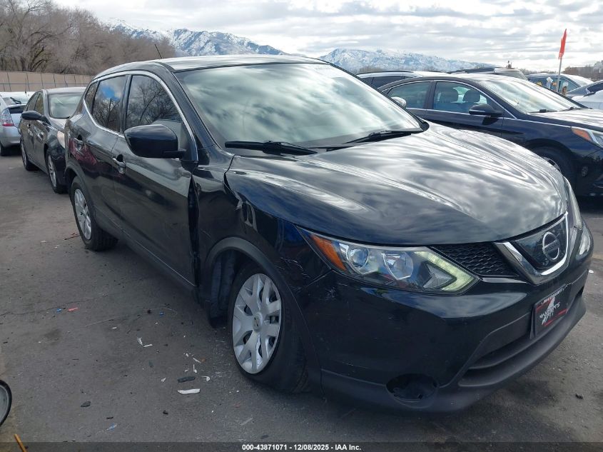 NISSAN ROGUE SPORT S