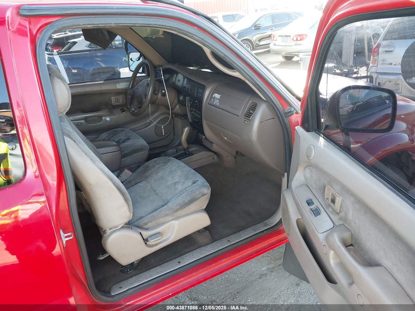 5TESN92N71Z761424 2001 TOYOTA TACOMA photo no. 5