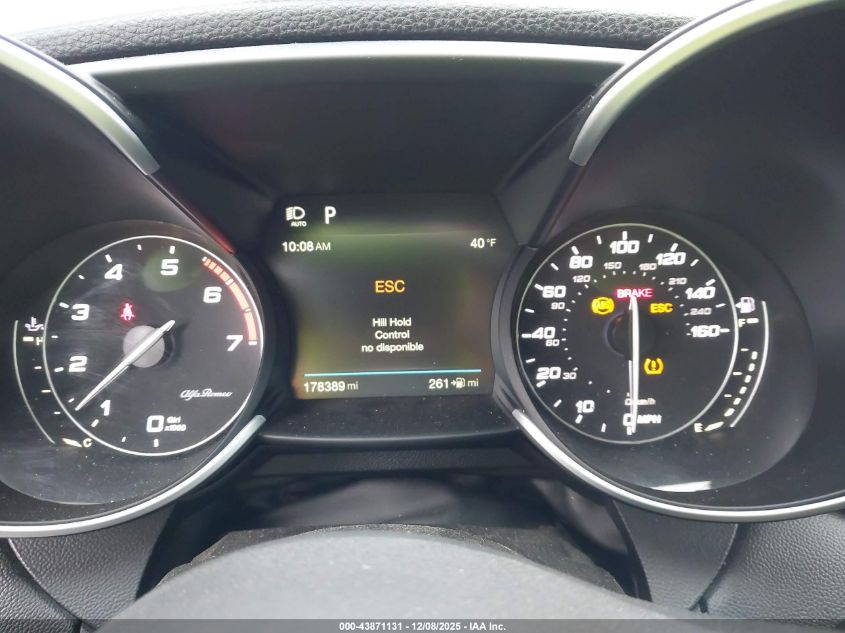 2017 Alfa Romeo Giulia Ti Awd VIN: ZARFAEEN5H7533513 Lot: 43871131