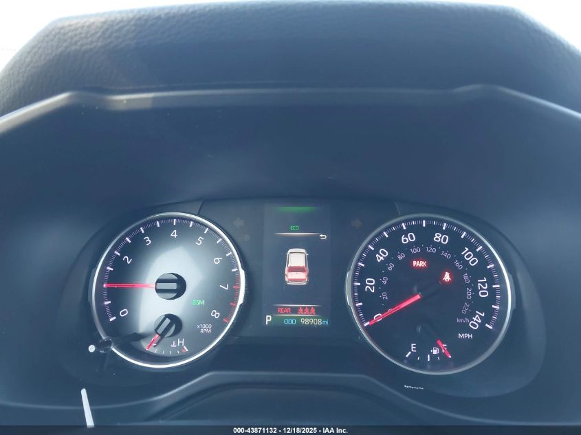 2020 Toyota Rav4 Xle VIN: 2T3P1RFV7LC060782 Lot: 43871132