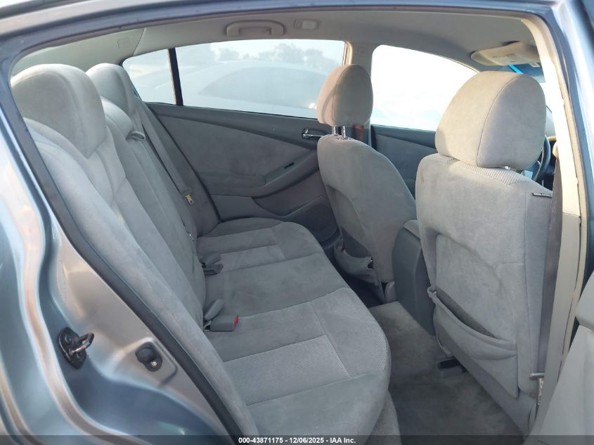 2008 Nissan Altima 2.5 S VIN: 1N4AL21E38N555871 Lot: 43871175