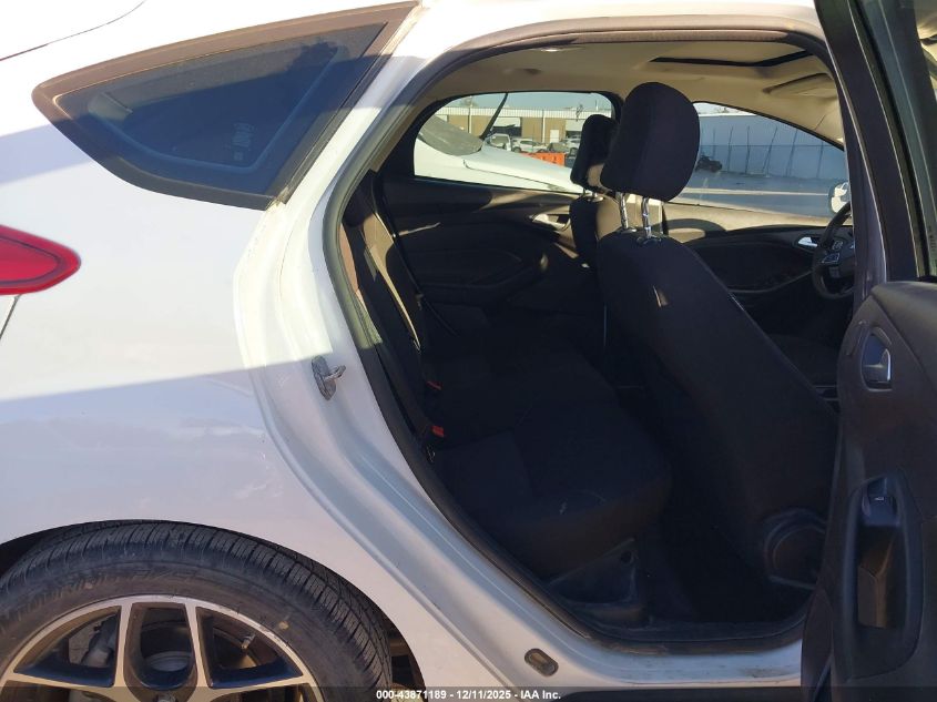 2017 Ford Focus Sel VIN: 1FADP3M20HL264569 Lot: 43871189