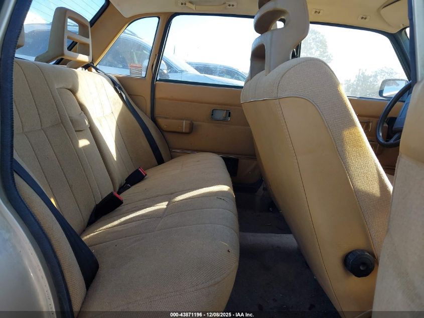 1991 Volvo 240 VIN: YV1AA8840M1441323 Lot: 43871196