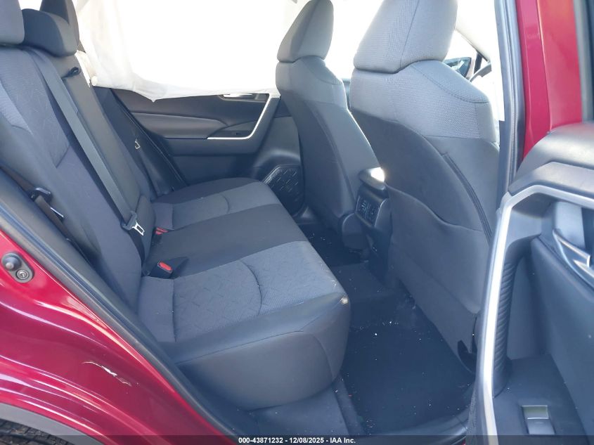 2024 Toyota Rav4 Xle VIN: 2T3W1RFV8RW336888 Lot: 43871232