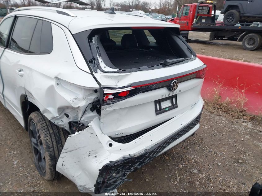 2025 Volkswagen Tiguan 2.0T Sel R-Line VIN: 3VVLR7RMXSM035101 Lot: 43871233