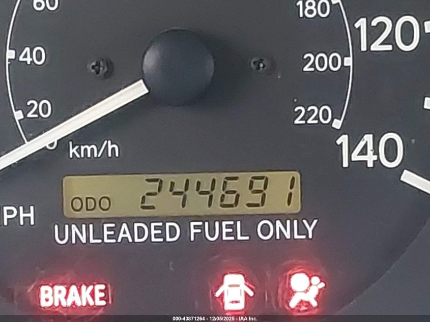 1999 Toyota Camry Le VIN: 4T1BG28K3XU591915 Lot: 43871264