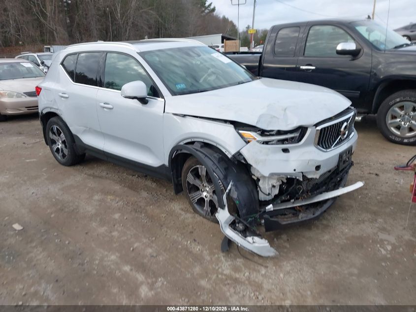 VOLVO XC40 T5 INSCRIPTION