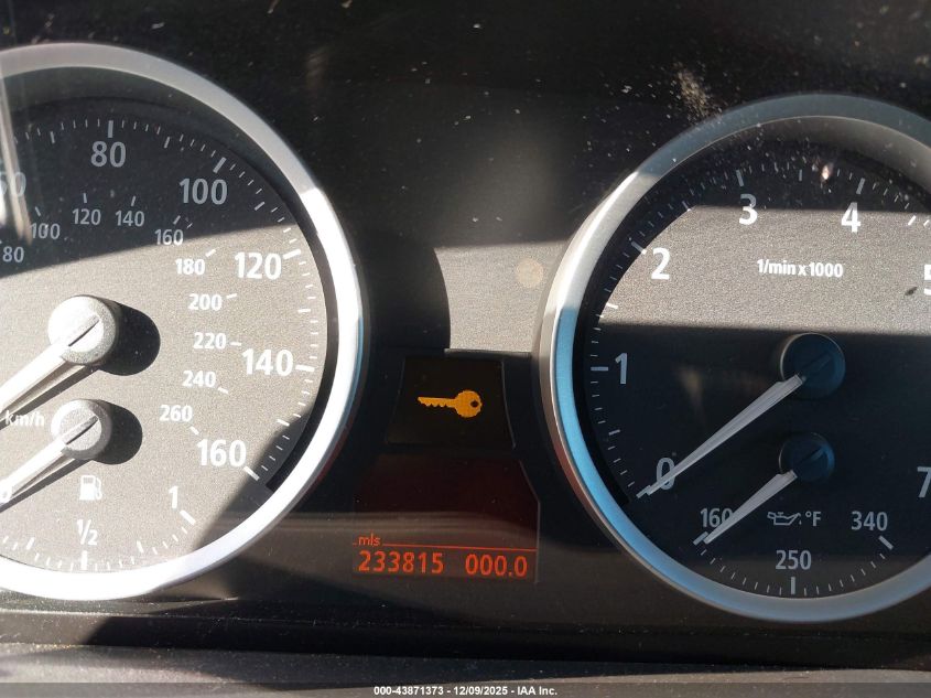 2005 BMW 645Ci VIN: WBAEH73465B192779 Lot: 43871373