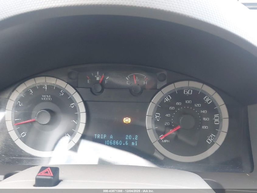 2008 Ford Escape Xlt VIN: 1FMCU93198KE31104 Lot: 43871388