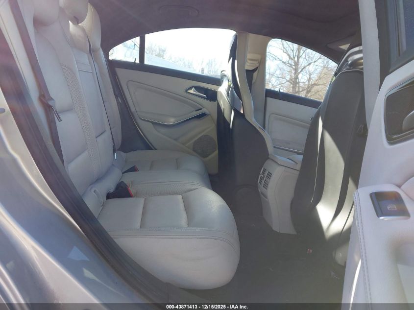 2015 Mercedes-Benz Cla 45 Amg 4Matic VIN: WDDSJ5CB7FN177422 Lot: 43871413