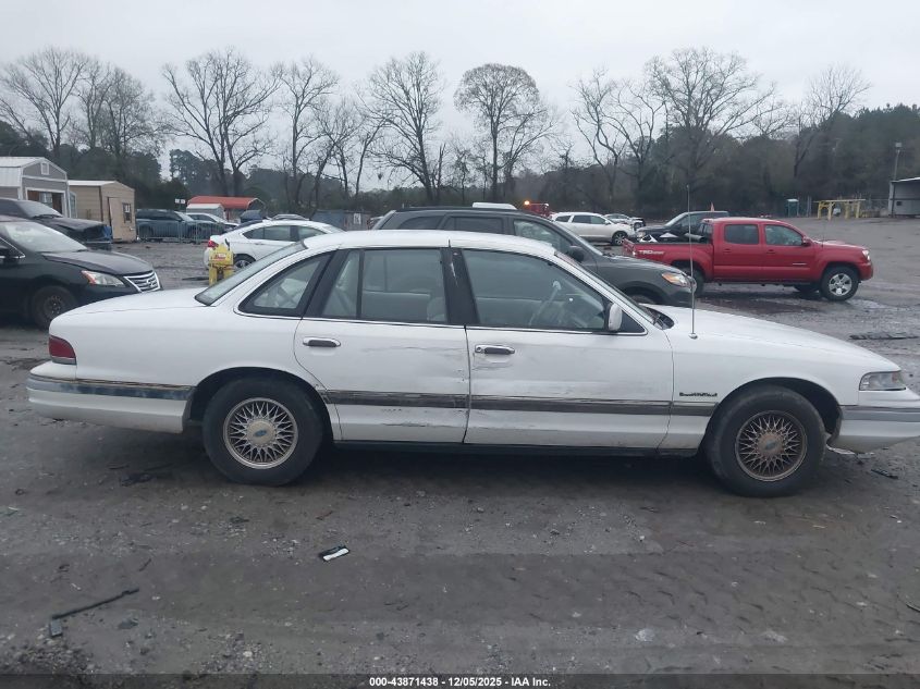 1992 Ford Crown Victoria Lx VIN: 2FACP74W1NX111915 Lot: 43871438