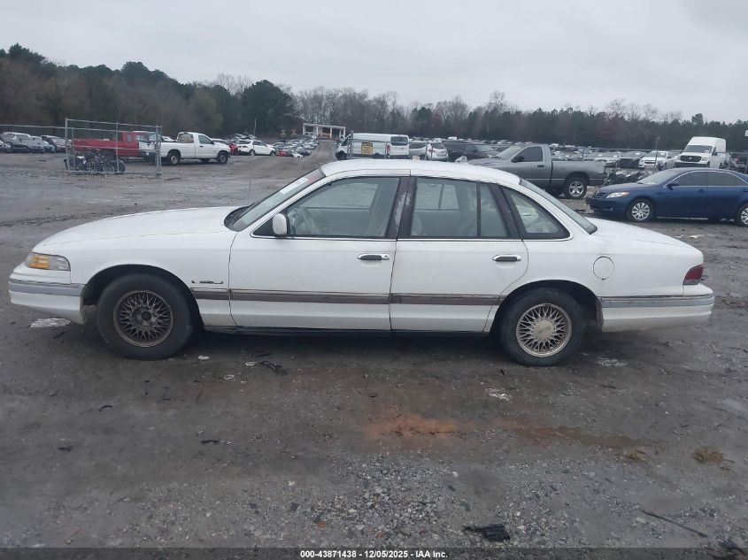 1992 Ford Crown Victoria Lx VIN: 2FACP74W1NX111915 Lot: 43871438