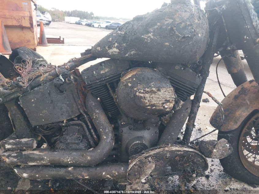 2017 Harley-Davidson Fls Softail Slim VIN: 1HD1JRV11HB030002 Lot: 43871475