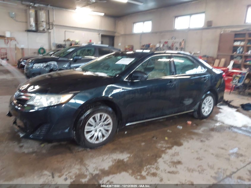 2013 Toyota Camry Hybrid Le 4T1BD1FK6DU087747 photo 1