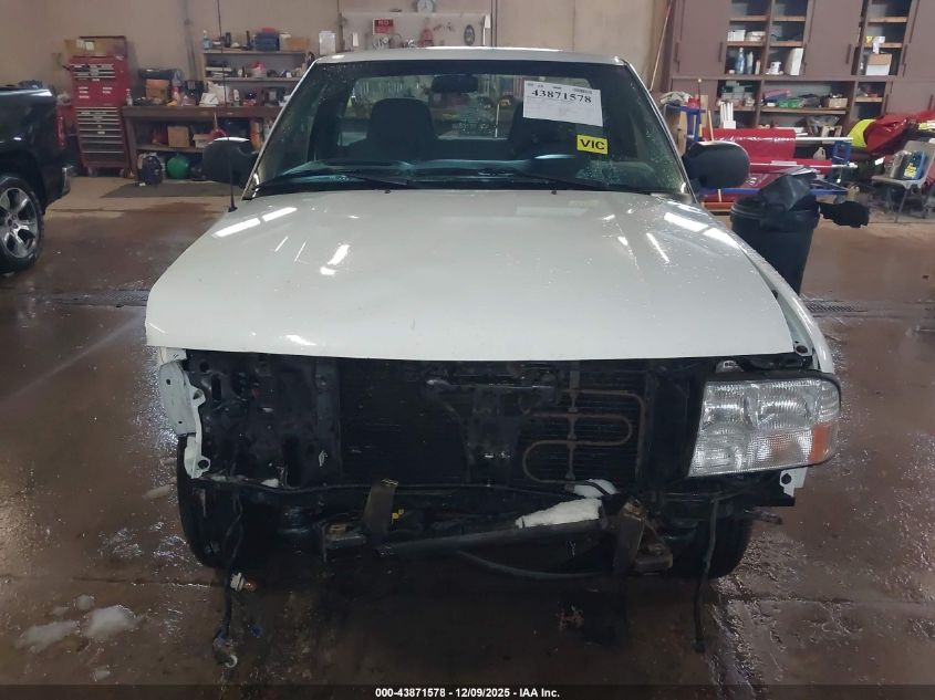 2002 GMC Sonoma Sl VIN: 1GTCS145728172792 Lot: 43871578