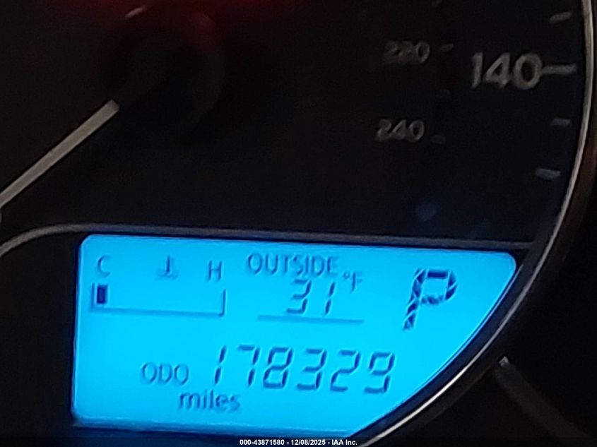 2014 Toyota Corolla Le VIN: 5YFBURHEXEP068367 Lot: 43871580