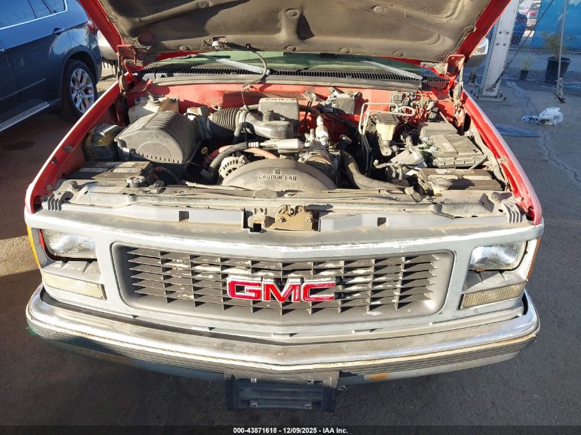 1998 GMC Suburban 2500 Sl VIN: 1GKGC26R7WJ725044 Lot: 43871618